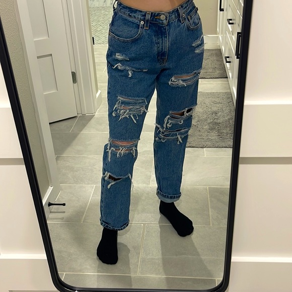 Vintage Ralph Lauren Destroyed High Rise Mom Jeans - Picture 5 of 6